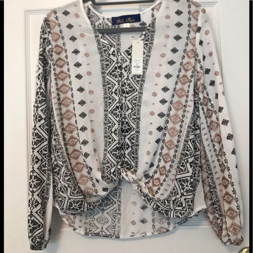 Francesca’s Twist Knot Top